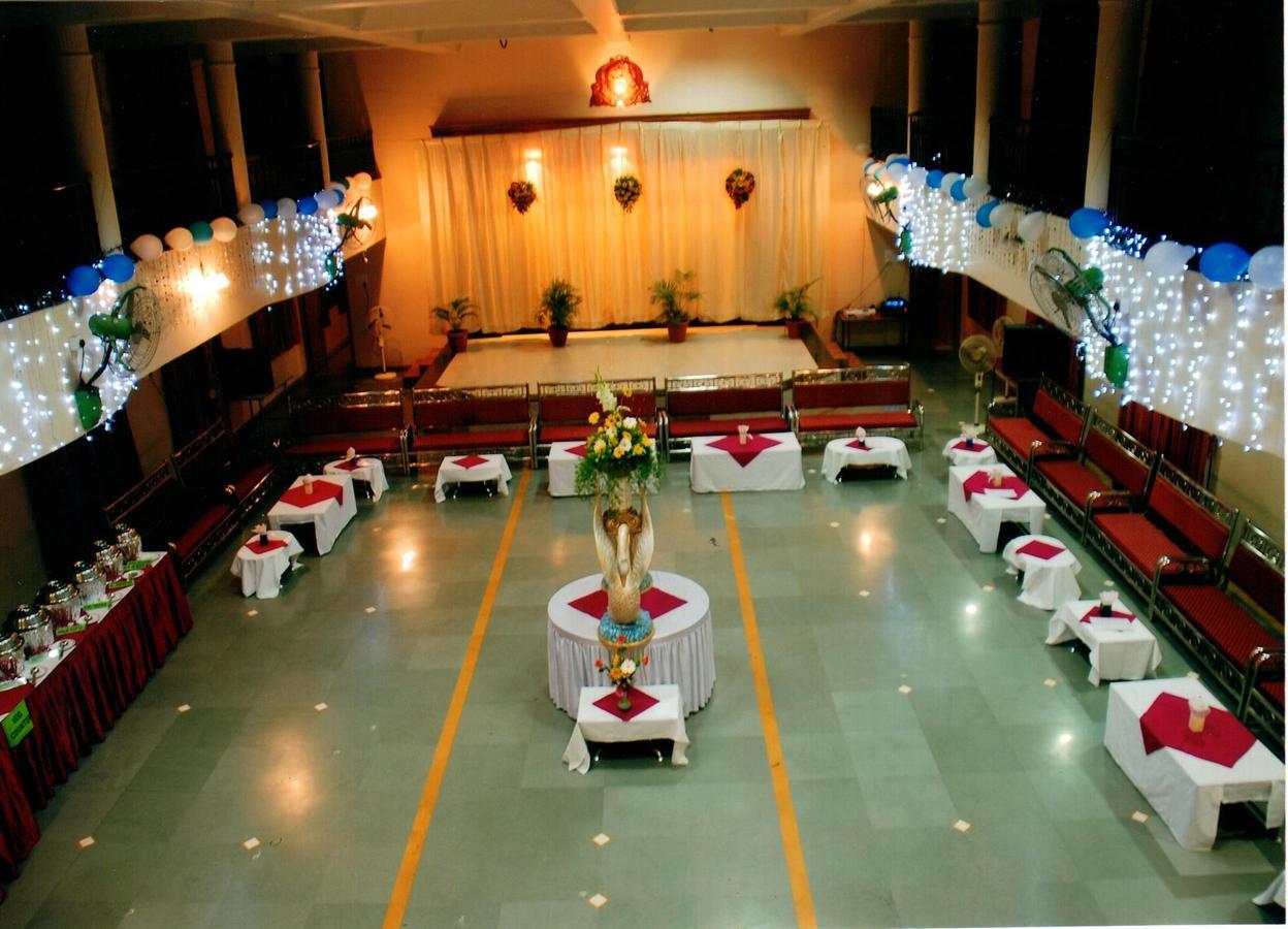 Hotel Lake View Satara Extérieur photo